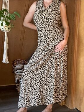 80s Vintage Donna Ricco New York Floral Maxi Dress | Size 8